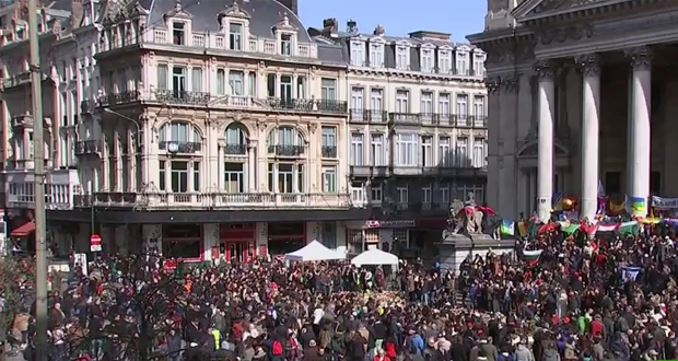 آلآلاف من أنصار اليمين البلجيكي المتطرف يتظاهرون في بروكسيل
