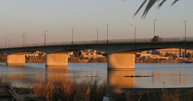 جسر الفلوجة الحديث (صورة ارشيفية)
