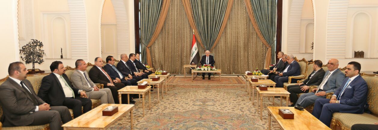رئيس جمهورية العراق فؤاد معصوم يلتقي أعضاء المجلس الأقتصادي العراقي (19/تموز/2016)
