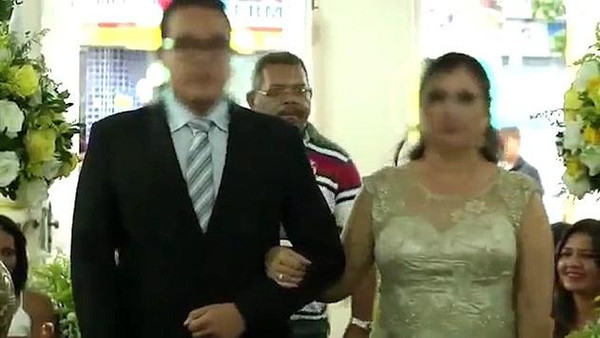 رجل يطلق الرصاص على مدعوين في حفل زفاف